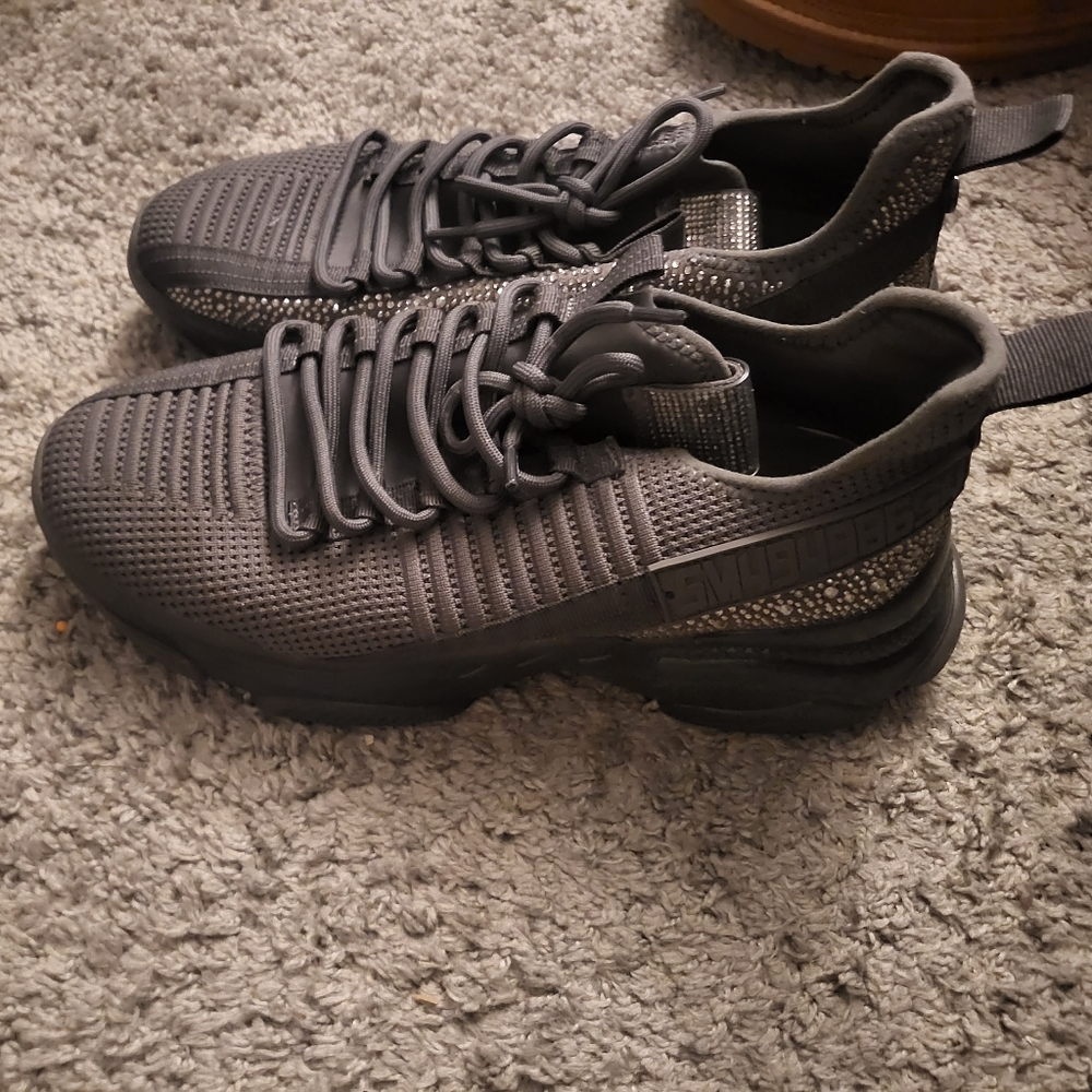 Steve Madden Sneakers
